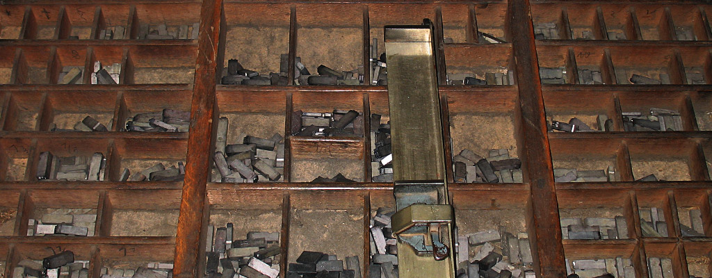 Satzkasten mit Bleilettern